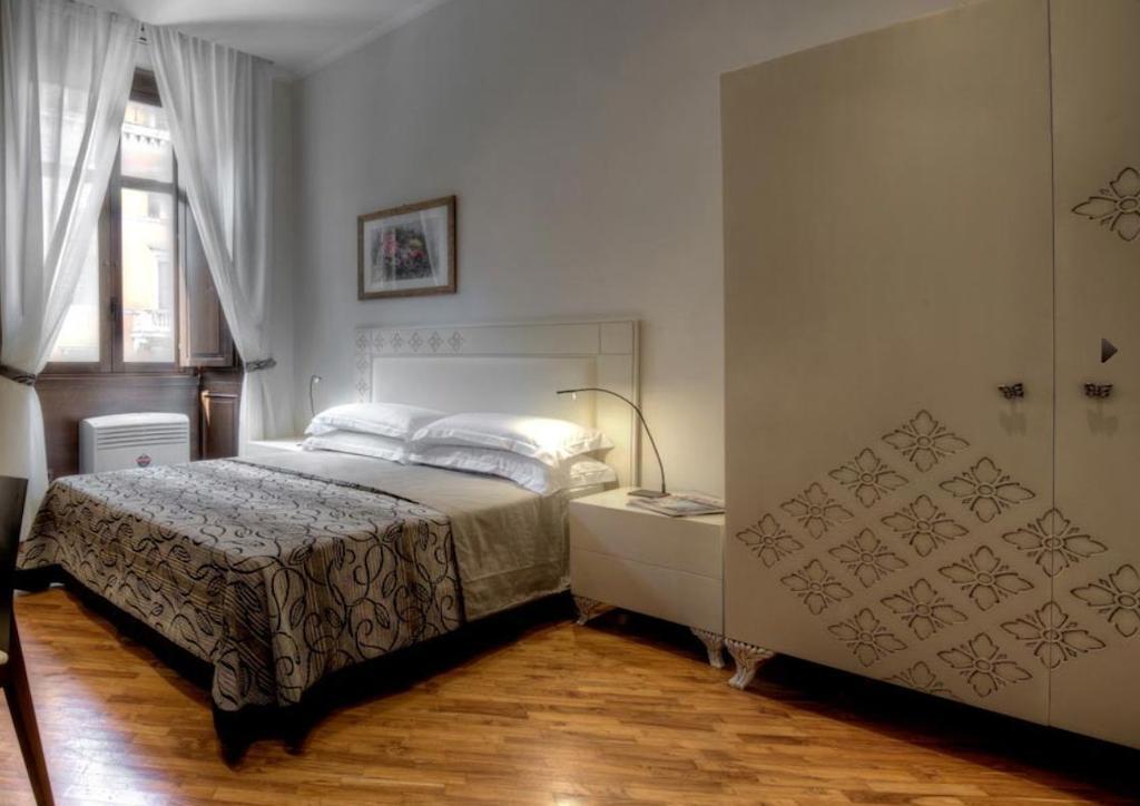 Scent Of Rome Apartment Bagian luar foto