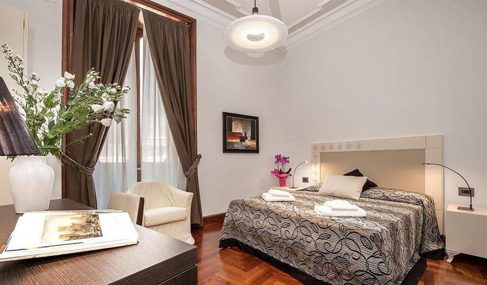 Scent Of Rome Apartment Bagian luar foto