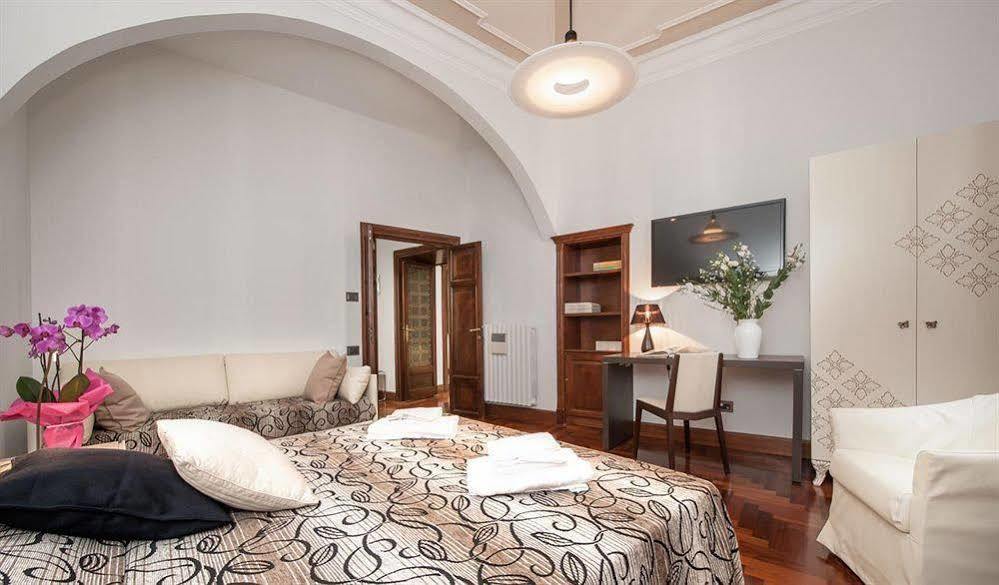 Scent Of Rome Apartment Bagian luar foto